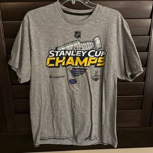 St. Louis blues Stanley cup champion shirt - large